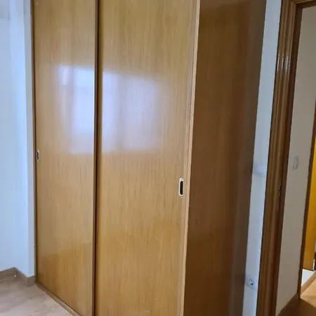 Habitación Con Baño Privado- En Casa Familiar Beatriz *