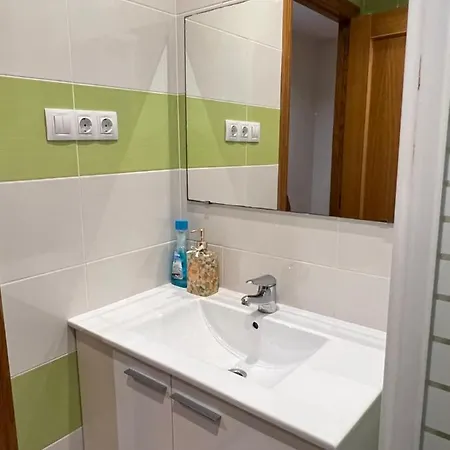 Con Bano Privado- En Casa Familiar Beatriz * Valencie