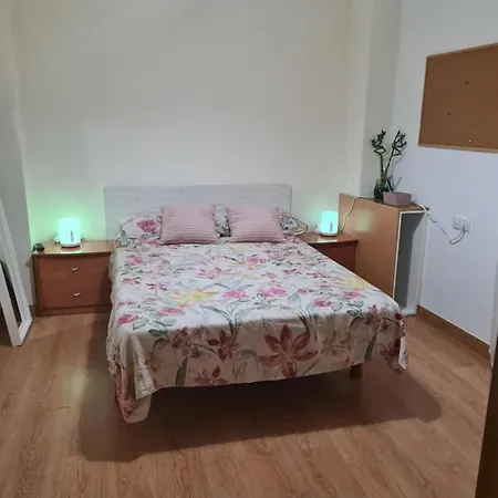 Homestay Con Bano Privado- En Casa Familiar Beatriz